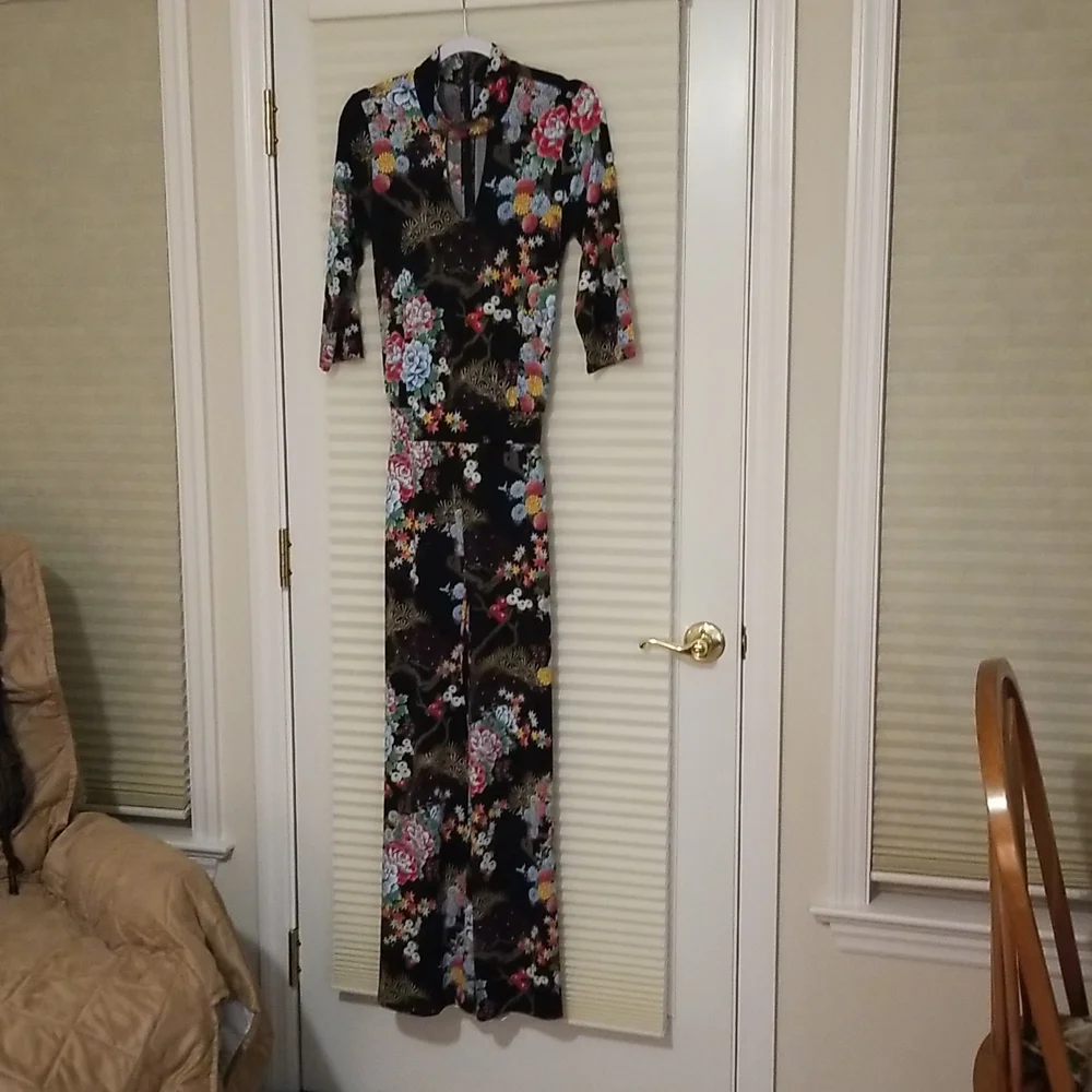 Ladies Got It Love It Black Floral Jumpsuit - Picture 2 of 9